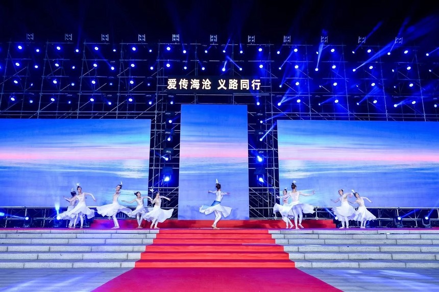 厦门特色大气开场舞蹈《海风》