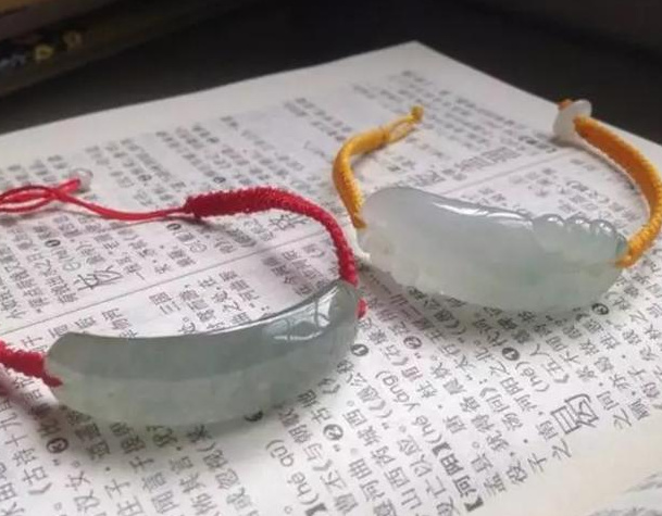 兼具舒适和美观,有着多种优势的翡翠手牌居然成了大冷门?