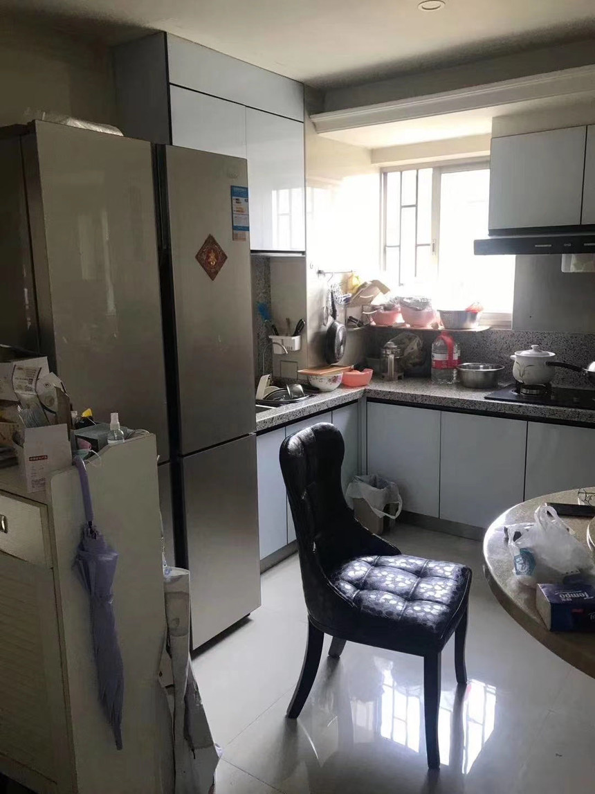 星河名苑二手房三房厨房实拍