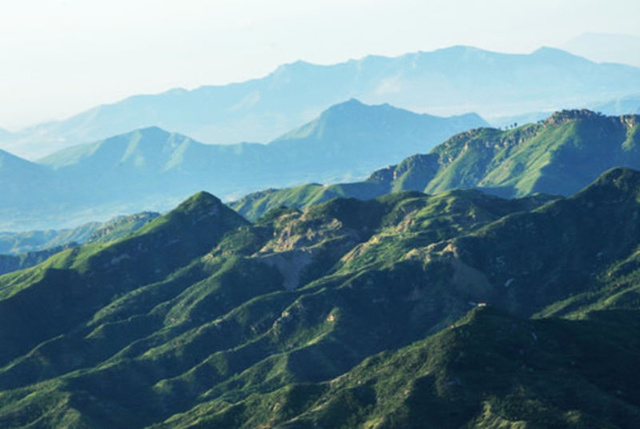 虎山景区大自然的"天然氧吧"虎山,位于保定市西部,曲阳县最北部,因其