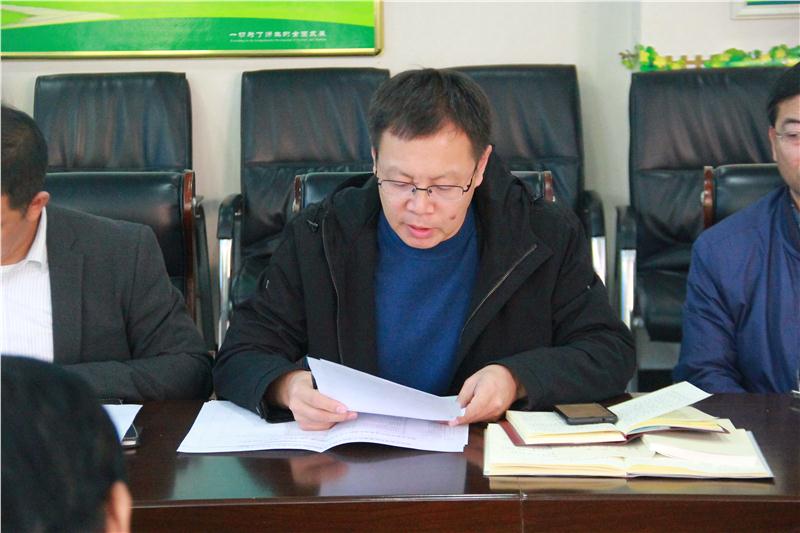教务处主任邸记坤发言