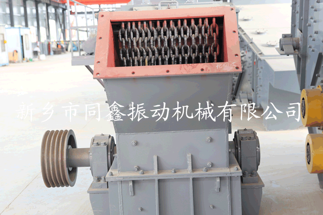 反击式破碎机产品介绍