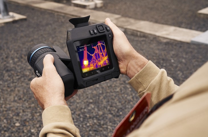 Flir T