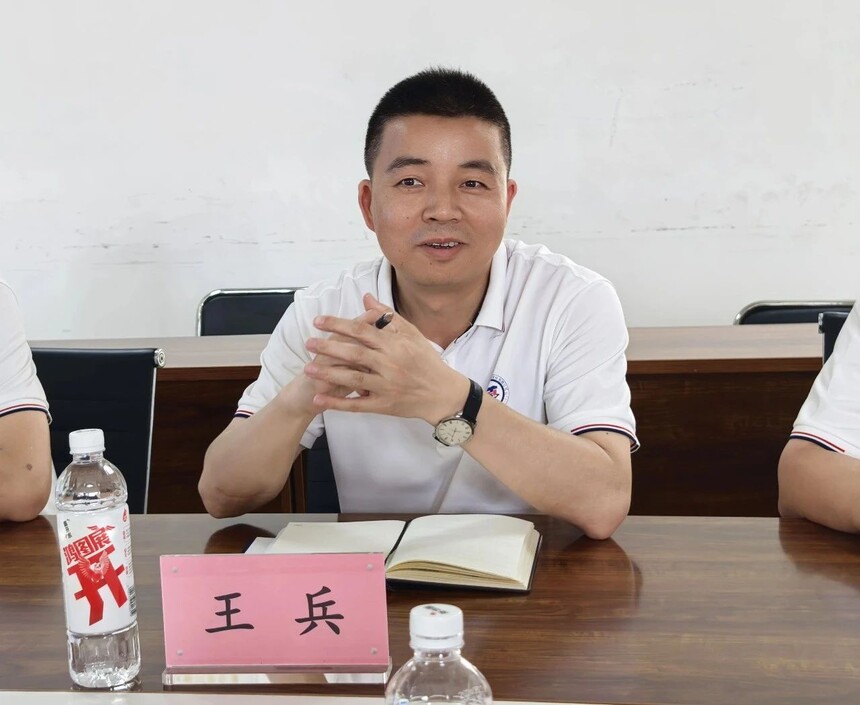 1748412010351135.jpg 101010101_042.jpg