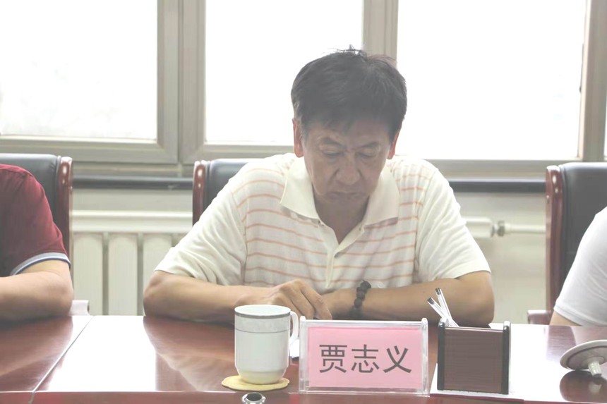诗词之乡"工作2019年 8月8日,自治区诗词学会会长贾学义,副会长贾志义