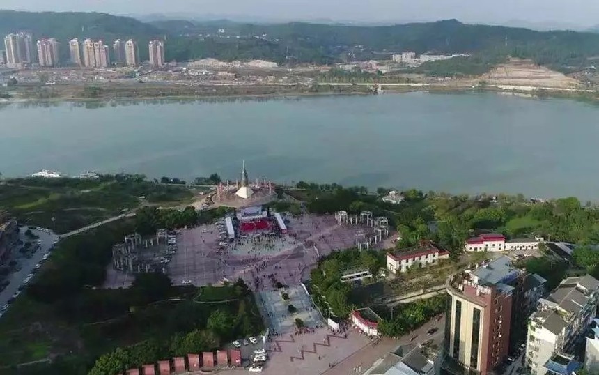 南部县首届民间能人技艺展示暨工艺大赛纪实