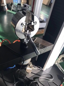 電子萬能試驗機夾具的重要性不亞于測力傳感