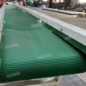 業勤 移動皮帶機 z型擋邊輸送機安裝試機成功