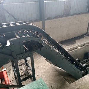 大傾角波狀擋邊輸送機 化工廠輸送機輸送現場