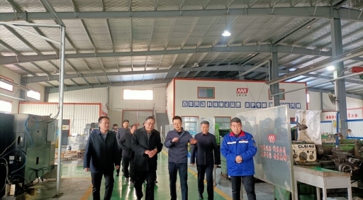 元宵佳節,合陽縣人民政府趙超縣長一行在經開區黨工委書記孫天學、主任李增強等領導的陪同下檢查復工復產情況并送上誠摯的問候
