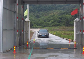 車輛消毒通道