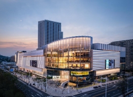 南京新商業體開業 多家“首店”亮相