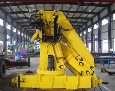 12噸折疊臂隨車(chē)起重機(jī)(SQ12ZA4)