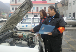 安全檢查 天天進(jìn)行