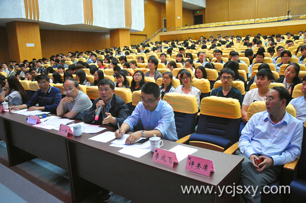 1498273541541192.jpg 学院决赛评委.JPG