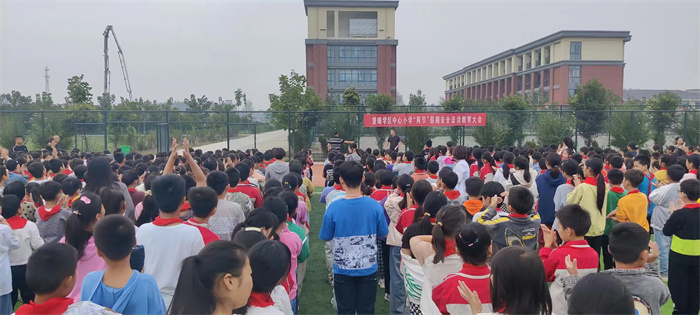 1695951544305980.jpg 4e55fc9bcde7ad3b3a7f0727e8a32c4.jpg