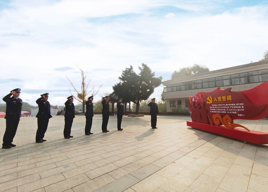 1700788386234118.jpg 1700788386234118.jpg