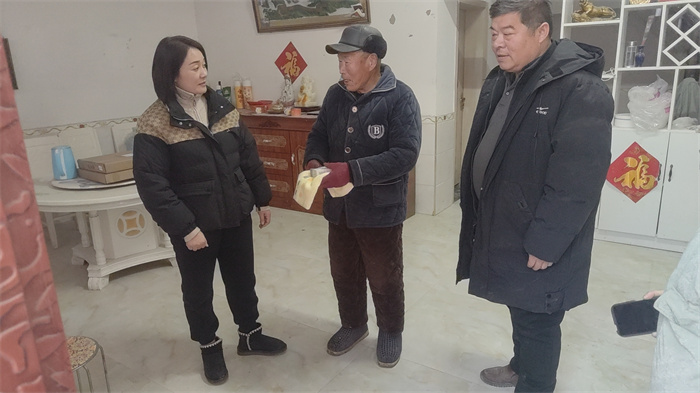 1703504558386889.jpg 9a73f3a498c337efb1eea71646128e8.jpg