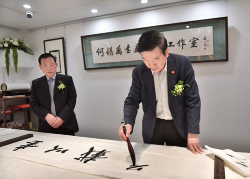 125458510570480_5.png 125458510570480_5.png