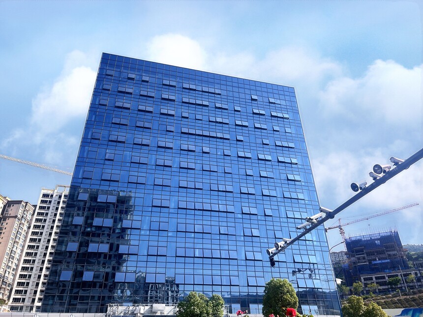 ͼΪ�������챱���ڽ���˾��ɽ��ˮɽ����Ŀ�н�����ɽ�ص�һ�������ִ���������͵Ĳ���Ļǽ��ҵ¥  �����ߣ������� (2).jpg