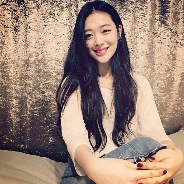 1994年出生的女明星雪莉自杀真实原因