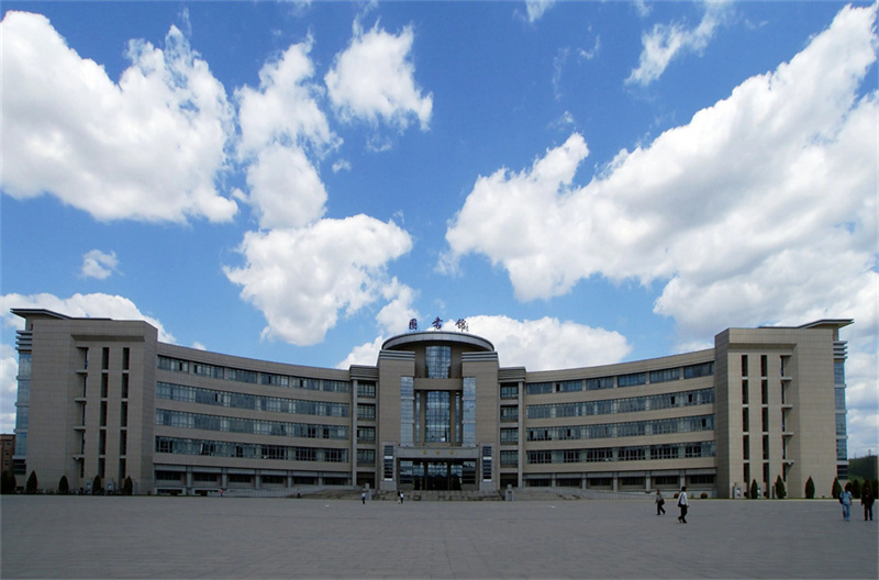 湘潭云龙复读学校__湘潭云龙中学复读班