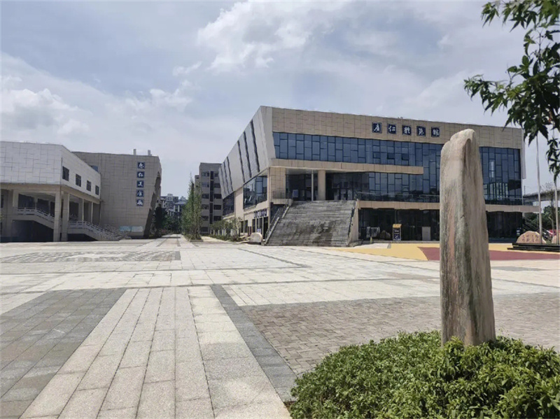厦门高考复读私人学校_河北省高考复读哪个学校好_