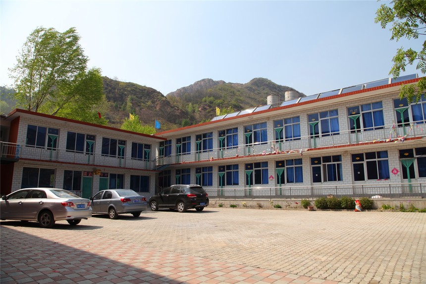 1562565363685813.jpg 雾灵山2016.4.25实拍 003.JPG