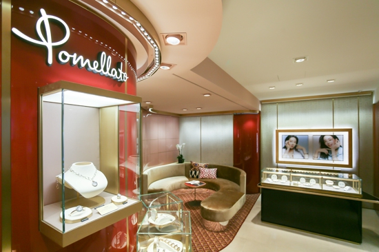 Pomellato宝曼兰朵北京国贸店重装开幕，细节之处透露意式匠心工艺美感.jpg