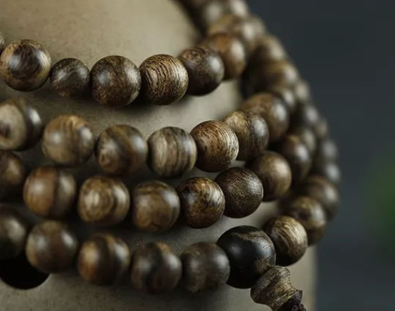 沉香手串包浆就不值钱了那该怎么玩