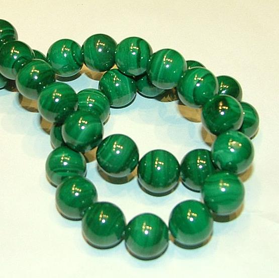 广东——孔雀石:解析_中国翡翠玉石网