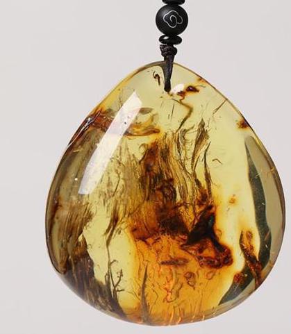 这种琥珀如诗似画,是真正的稀世珍宝!_中国翡翠玉石网