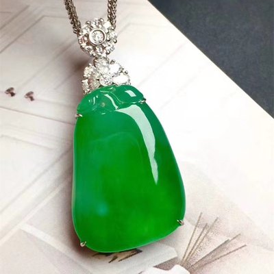 伟德国际全国唯一岫岩玉雕大师孙佳兴荣膺2025“大国工匠”