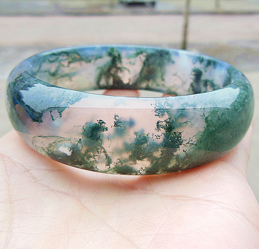 如何鉴别水草玛瑙的真假