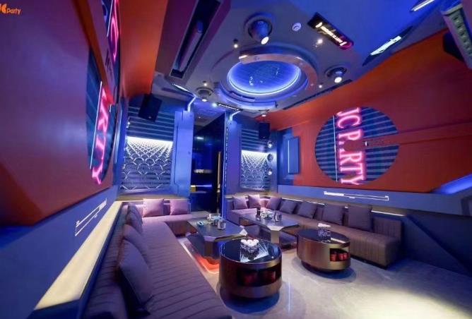 1770454385988539.jpg 金牛金狐.jpg