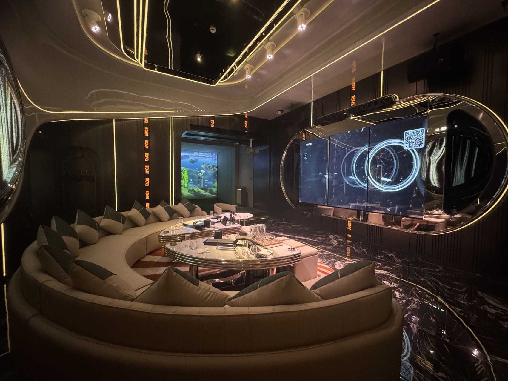 1770644253978412.jpg King.jpg