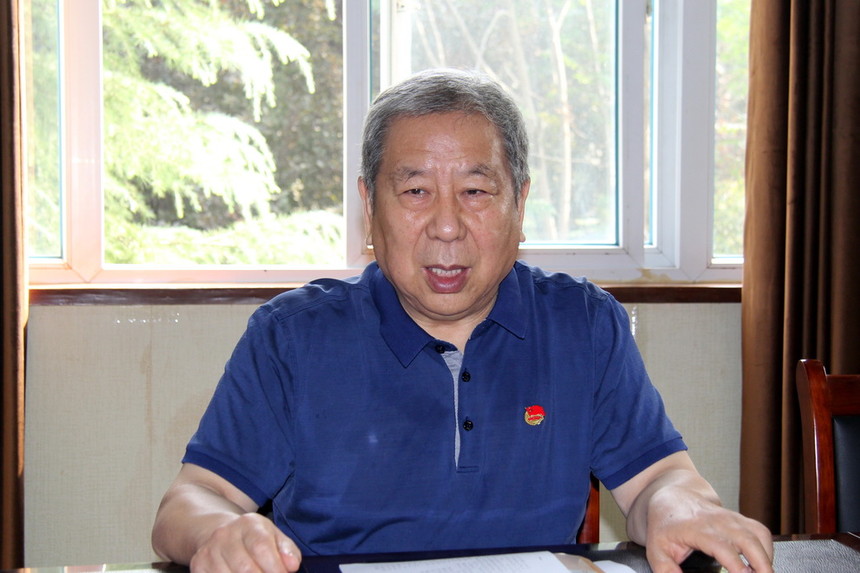 02.jpg