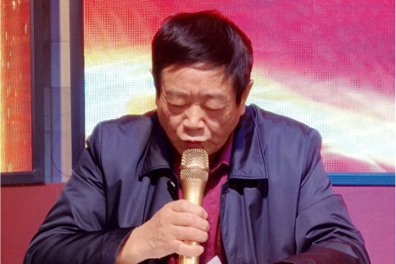 01.jpg