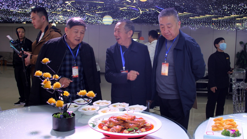 1764300353570744.jpg 06.JPG