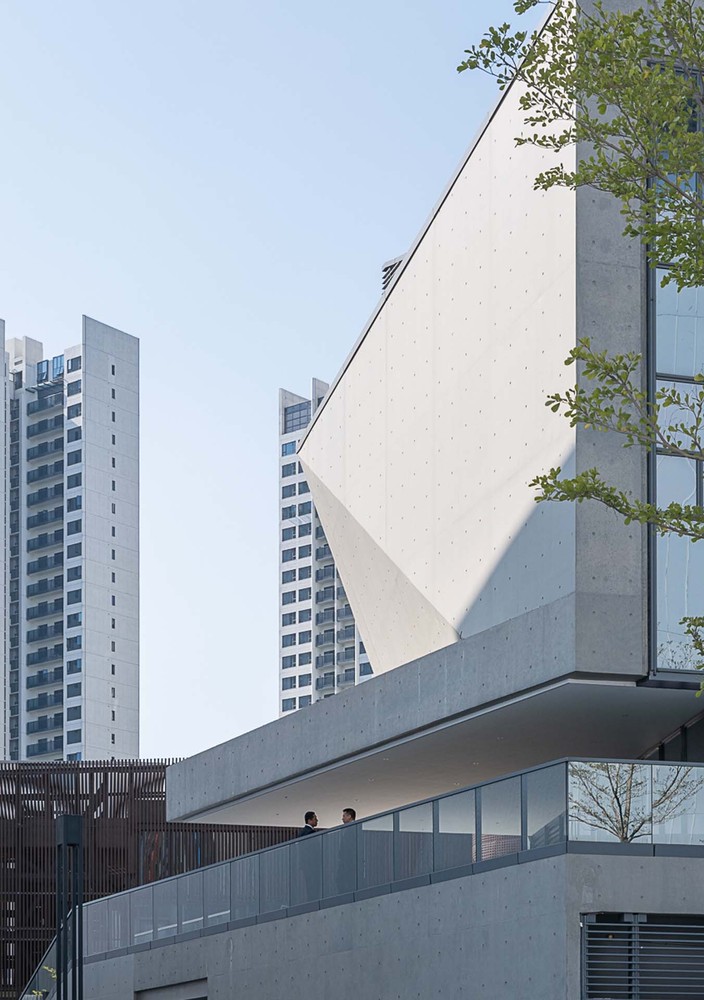深圳国际艺展中心艺术小镇/ 深圳汤桦建筑设计