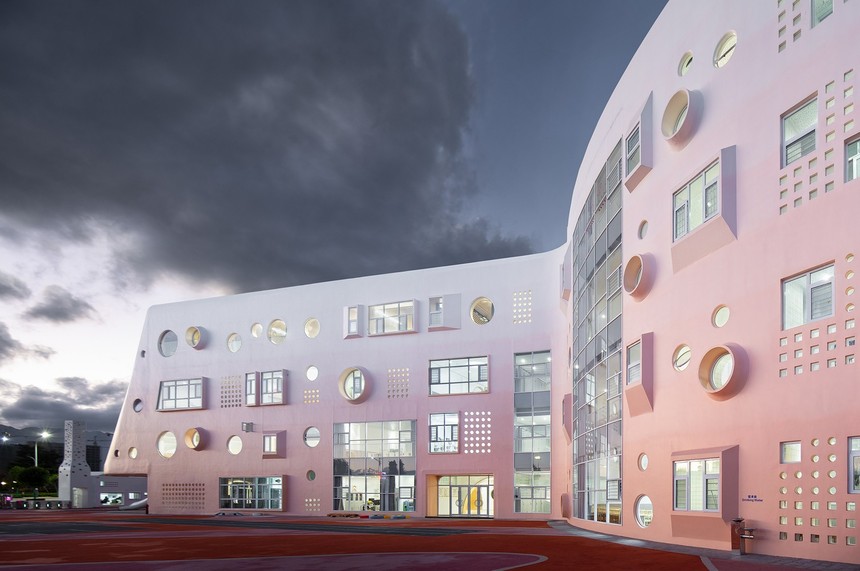 棒棒糖理想国云南迪卡幼儿园