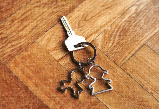 Does-My-Spouse-Have-to-Be-on-the-Mortgage-Loan-624x431.jpg