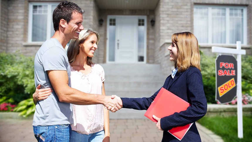 couple-buying-house.jpg