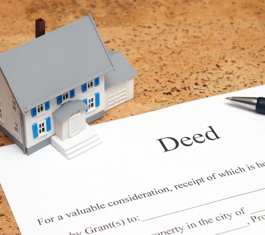 House-Deed-Problems-How-to-Prove-Property-Ownership-900x800.jpg