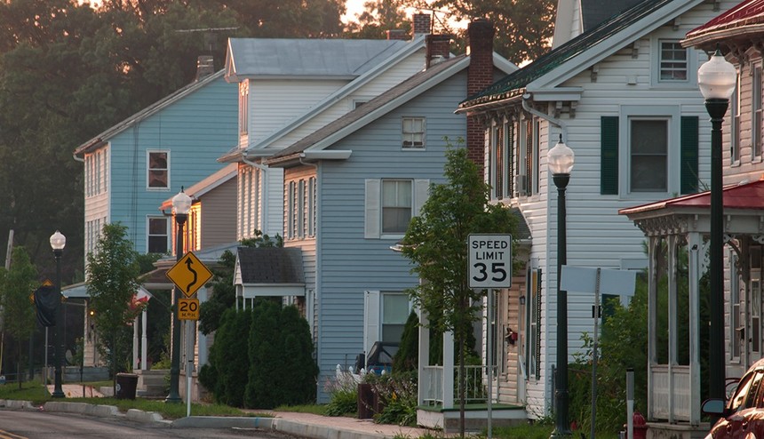1140-homes-main-street.imgcache.rev4db334c94c29532ffd2a2fd3cce969e5.jpg