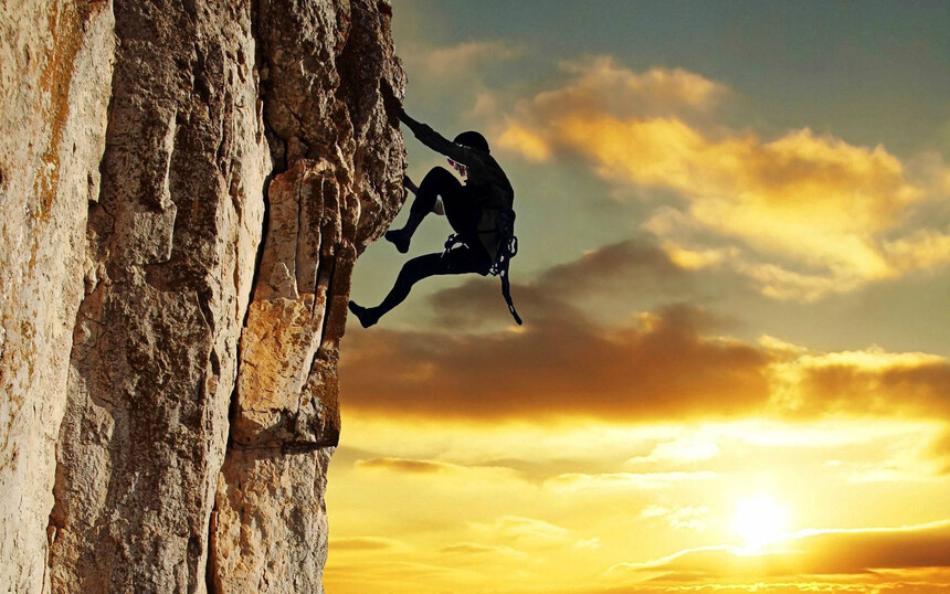 climbing-silhouette-of-a-man-1gv7pltbafmhh4vv.jpg