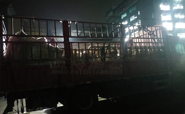 神州飞碟.jpg 2024年11月大型游乐设备厂家发货情况.jpg