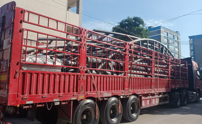 家庭过山车.jpg 2024年11月大型游乐设备厂家发货情况.jpg