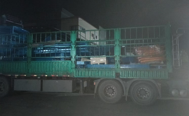 36座转杯.jpg 2024年11月大型游乐设备厂家发货情况.jpg