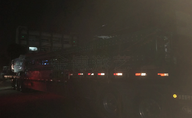 15米跳楼机.jpg 2025年7月金博游艺游乐设备厂家发货情况.jpg